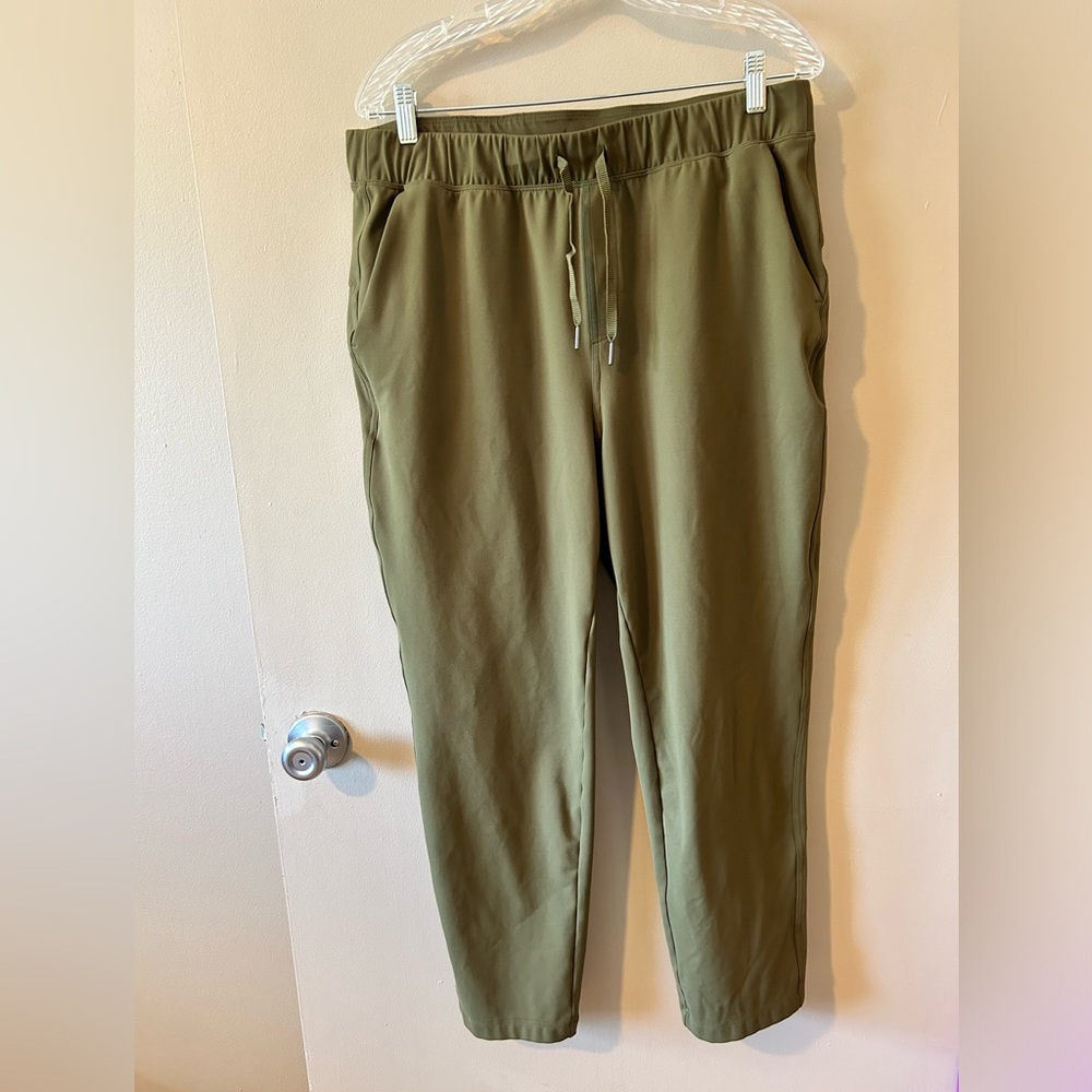 Old Navy coze core straight pant, olive green, size large